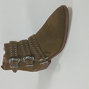 NIB Aqua Blane studded ankle boot with 3 strap buckle design